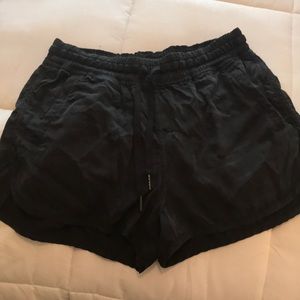 Lululemon 🍋 shorts!